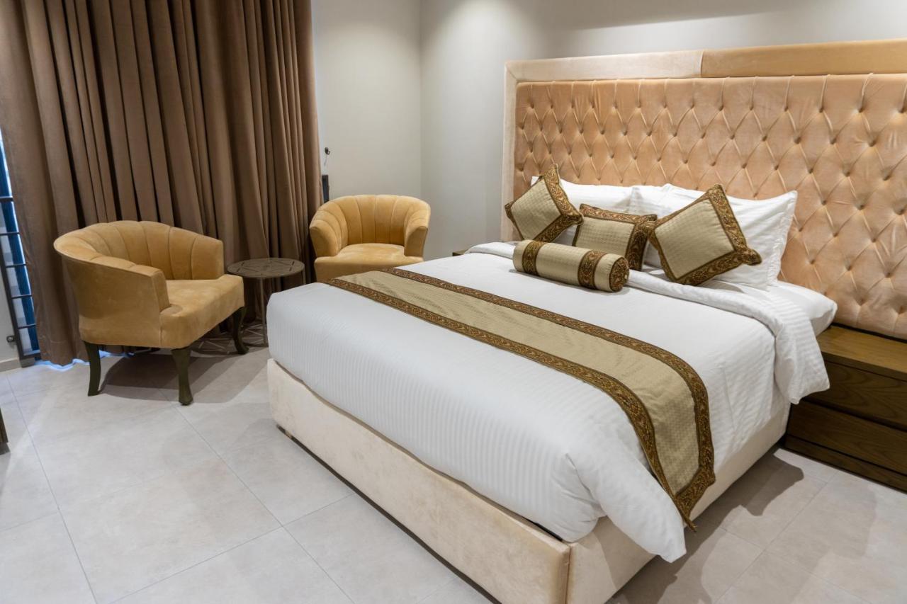 Trivelles Executive Suites Islámábád Exteriér fotografie